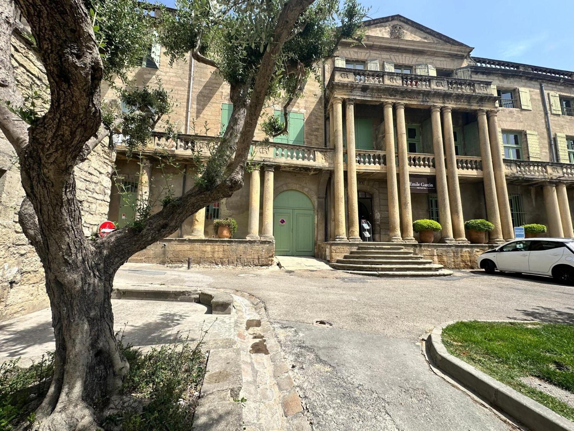 La Maison Du Baron Uzes